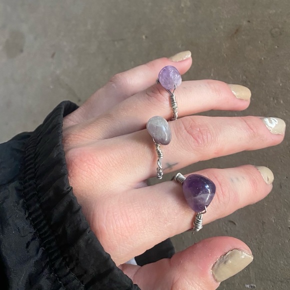 amethyst wire wrapped silver ring - Picture 4 of 4